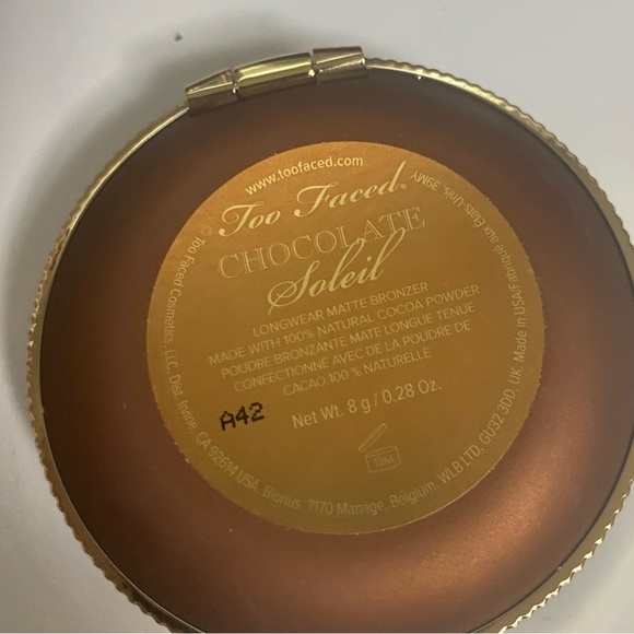 NEW too faced bronzer - Picture 2 of 3